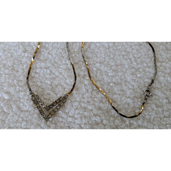 Vintage Dainty Silvertone Rhinestone Arrow Mangalsutra Necklace 16 in - Picture 7 of 8